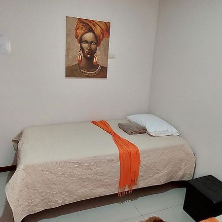 Aptos Casa Caribe, Habitaciones Privadas En Aptos Compartidos & Aptos Completos Con Auto Entrada Puerto Limon Buitenkant foto