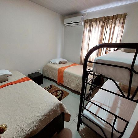 Aptos Casa Caribe, Habitaciones Privadas En Aptos Compartidos & Aptos Completos Con Auto Entrada Puerto Limon Buitenkant foto
