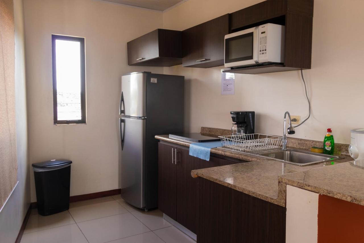 Aptos Casa Caribe, Habitaciones Privadas En Aptos Compartidos & Aptos Completos Con Auto Entrada Puerto Limon Buitenkant foto